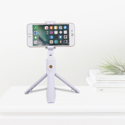 Perche à Selfie Stick Trépied Mobile 3 en 1 – Bluetooth, Extensible & Rotation 270°